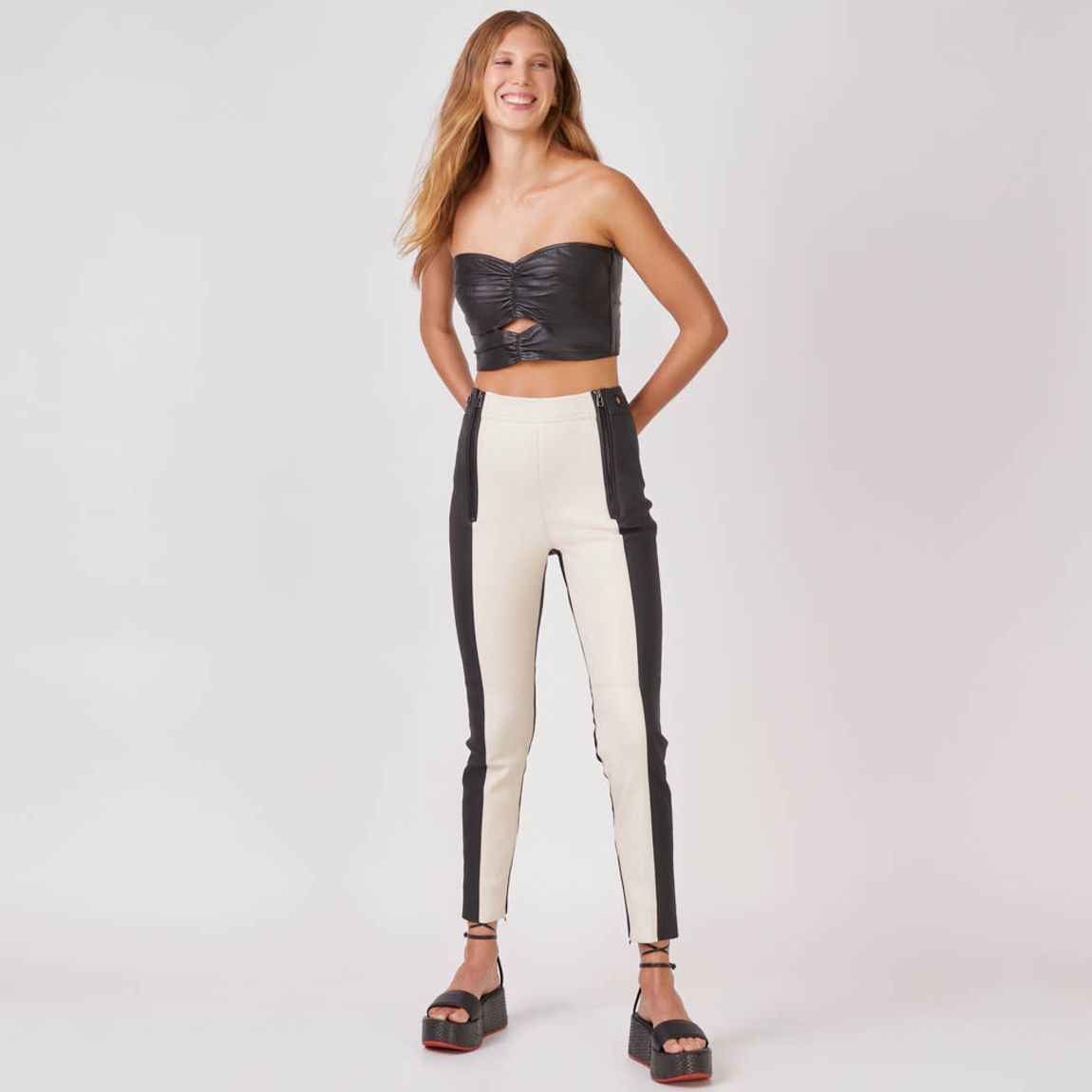 Calça Couro Stretch Ziah