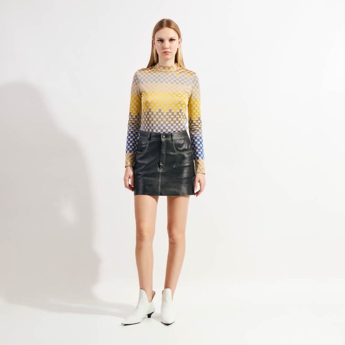 Saia Shorts Couro Jill
