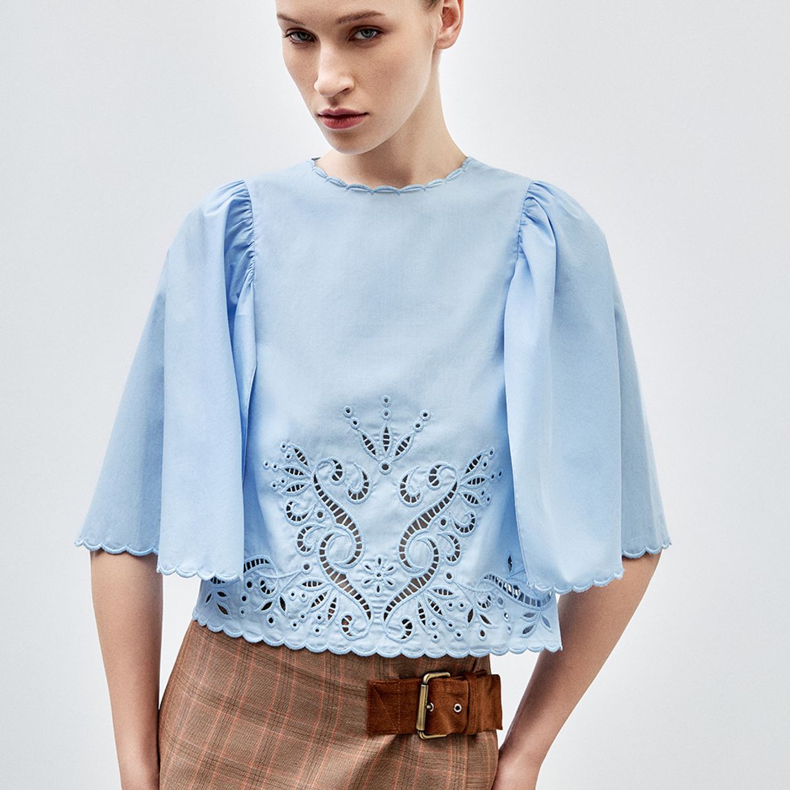 Blusa Tricoline Rechelieu Priscilla