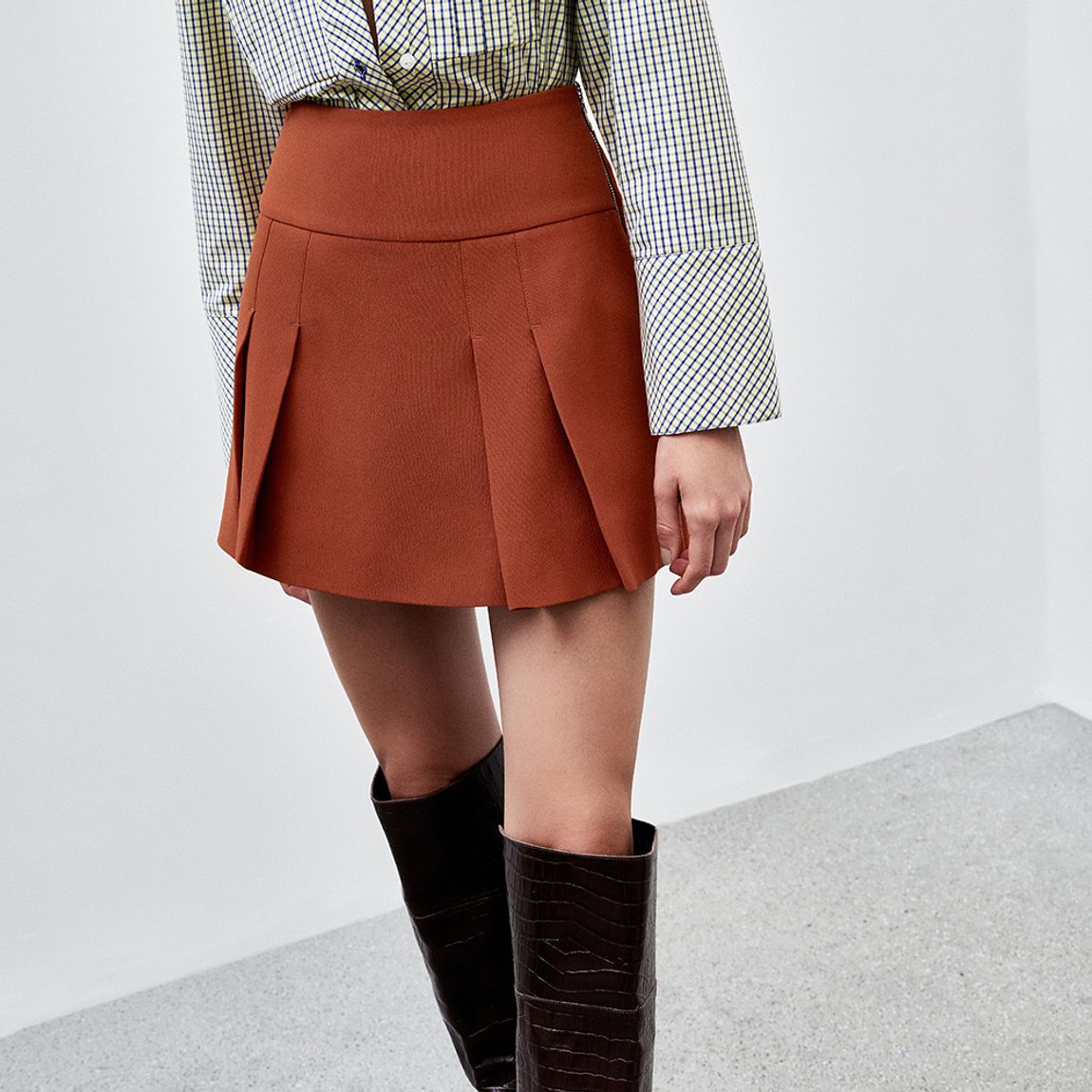 Saia Shorts Crepe Royal Skyler