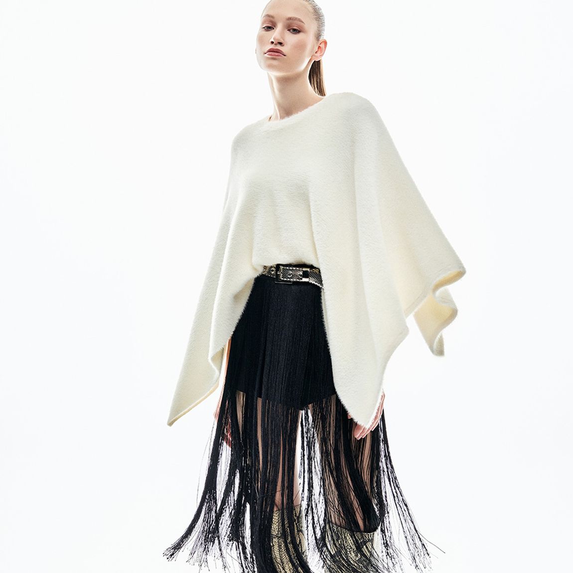 Blusa Tricot Poncho Rosalia