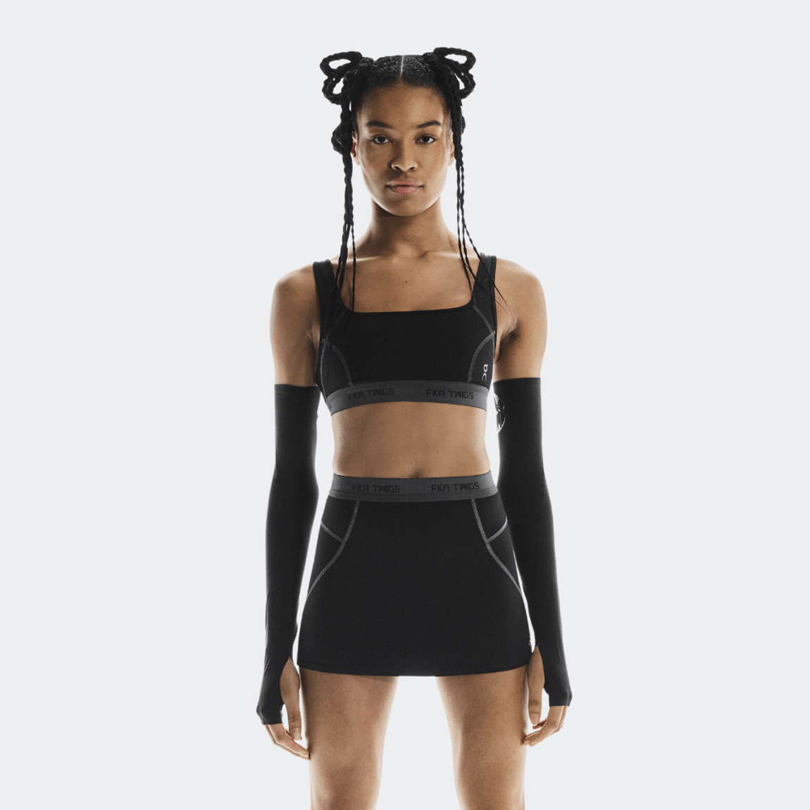 Top Studio Bra On x Fka Twigs